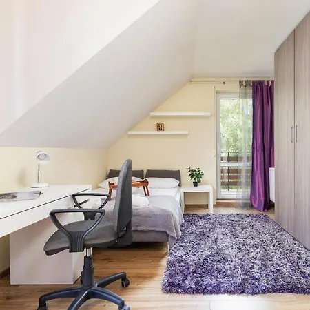 Holiday home Three-bedroom House Czarnochowice By Renters