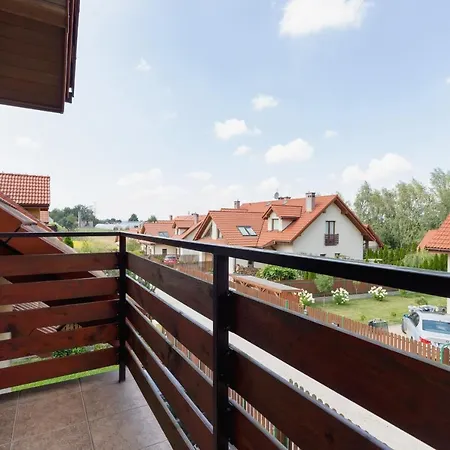 Three-bedroom House Czarnochowice By Renters